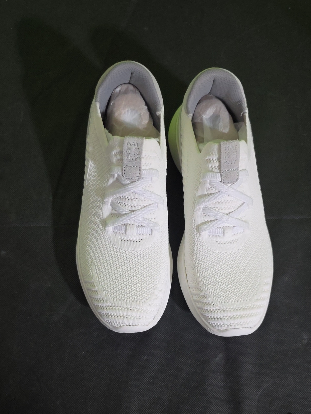 New Naturalizer Women's Emerge Slip-On Lace-Up Knit Sneaker / Size 9M